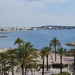 Le Palais Napoleon *