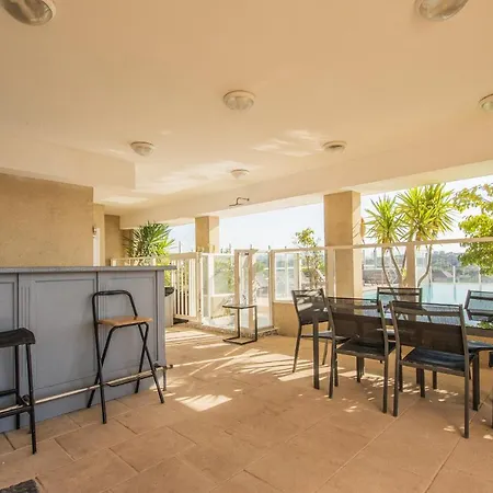 Le Palais Napoleon *